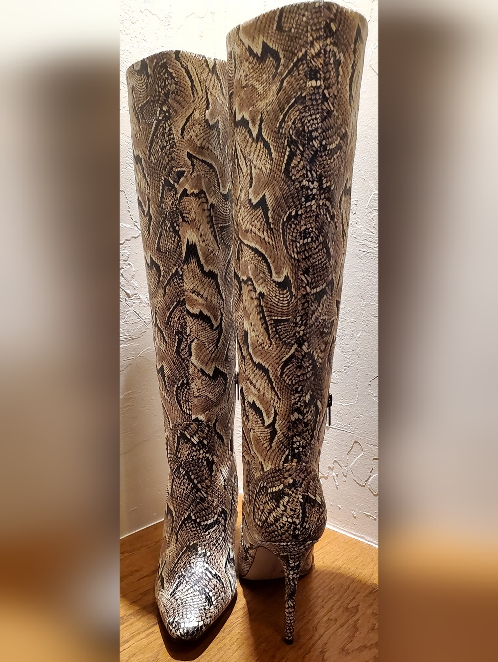 Vince Camuto Fendels Snakeskin Leather Over The Knee 4.25" High Heel Boots Sz 10 - Picture 8 of 14